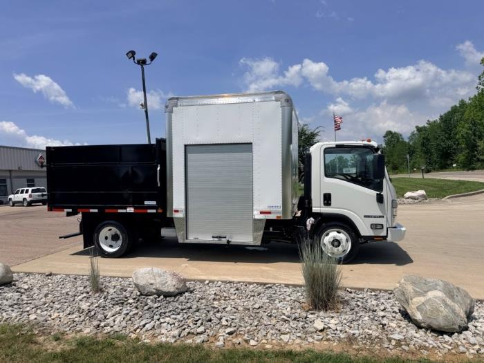2026 Isuzu NPR-HD-6