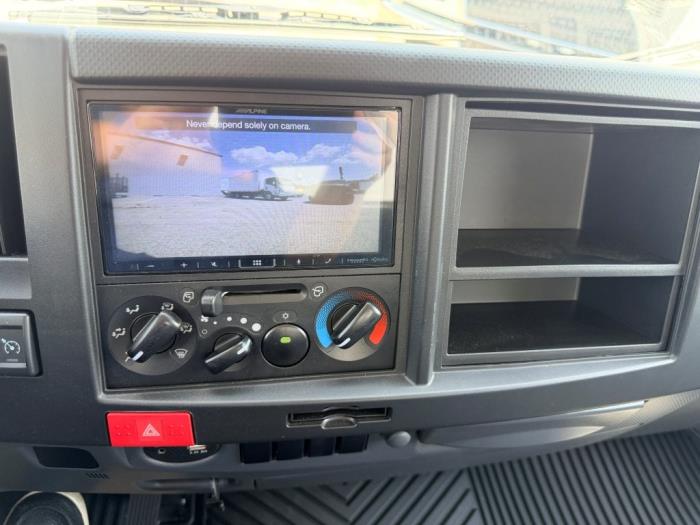 2026 Isuzu NPR-HD-33