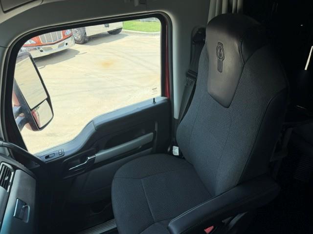 2023 Kenworth T680-34