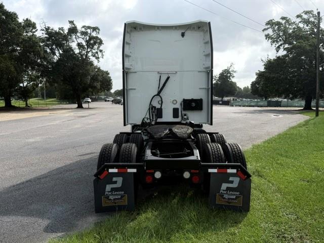 2023 Peterbilt 579-4