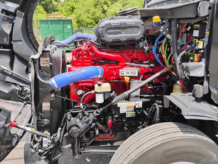 2022 Peterbilt 579-10