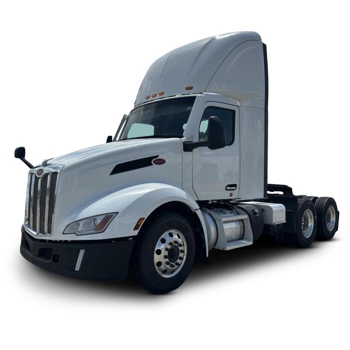 2023 Peterbilt 579-0