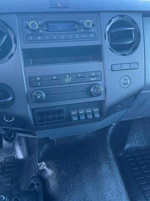 2027 Ford F-650-9