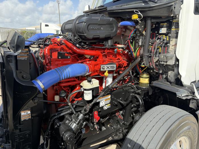 2022 Peterbilt 579-15