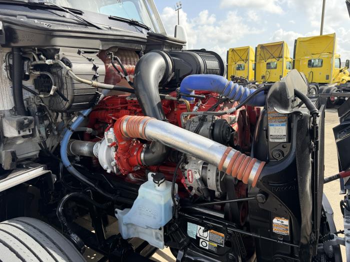2022 Peterbilt 579-18