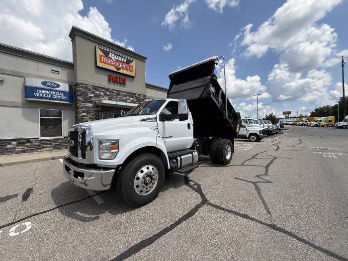 2027 Ford F-750-13