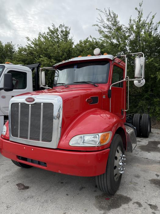 2020 Peterbilt 337-8
