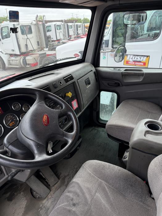 2020 Peterbilt 337-9