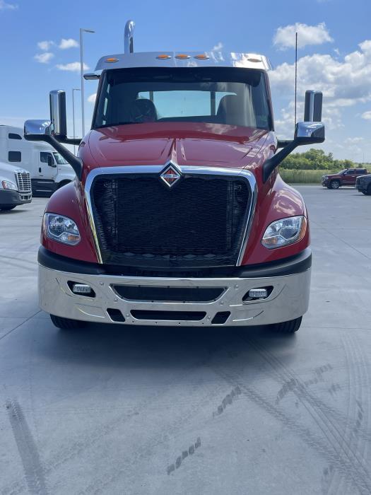 2027 International LT625-1