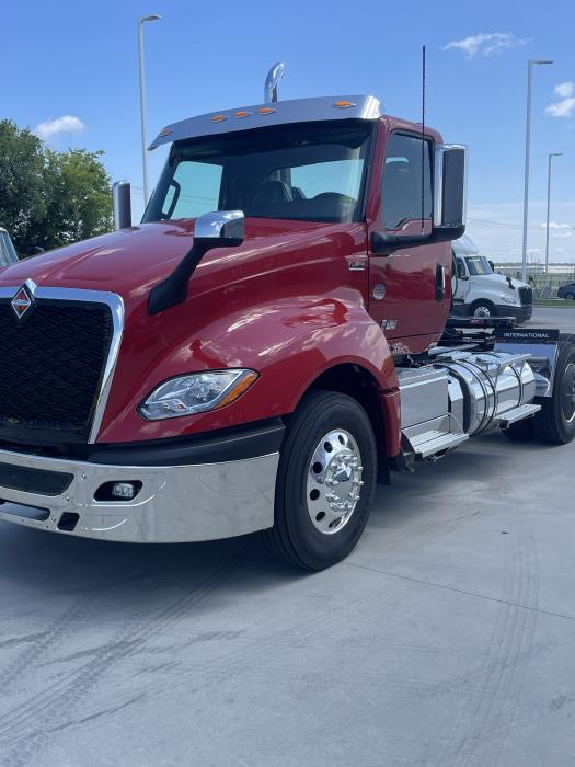 2027 International LT625-2