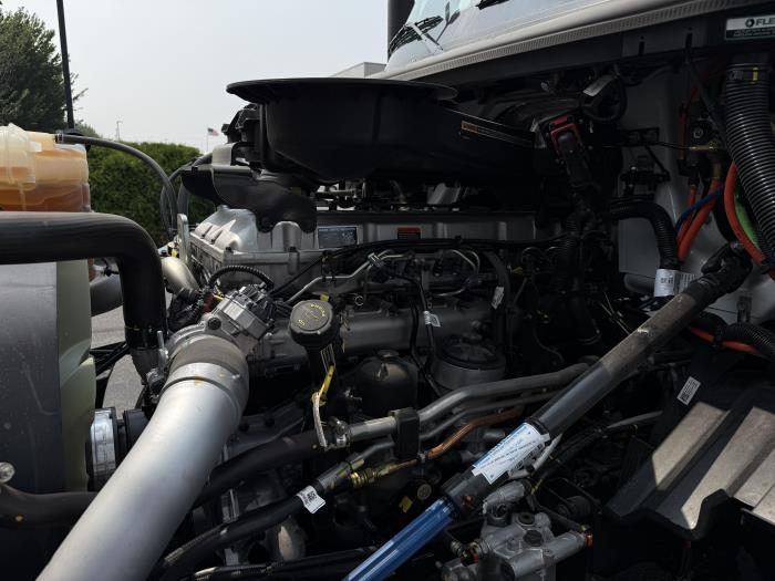 2027 International LT625-15