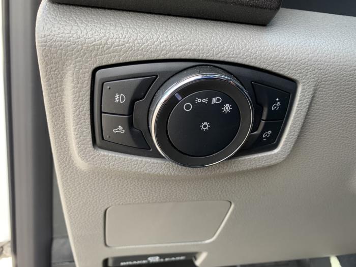 2026 Ford F-550-23