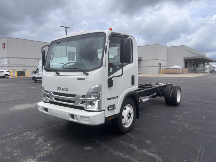 2026 Isuzu NPR-HD-1