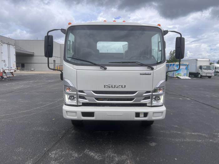 2026 Isuzu NPR-HD-2