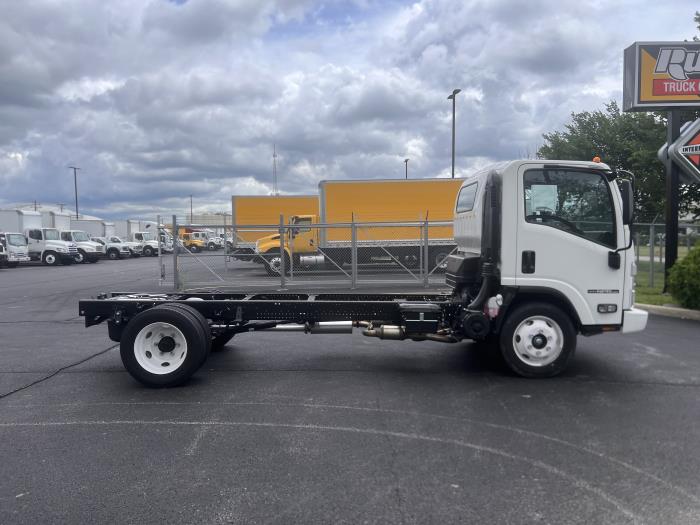 2026 Isuzu NPR-HD-4