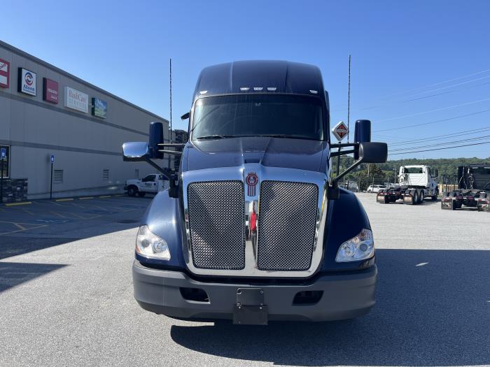 2022 Kenworth T680-1