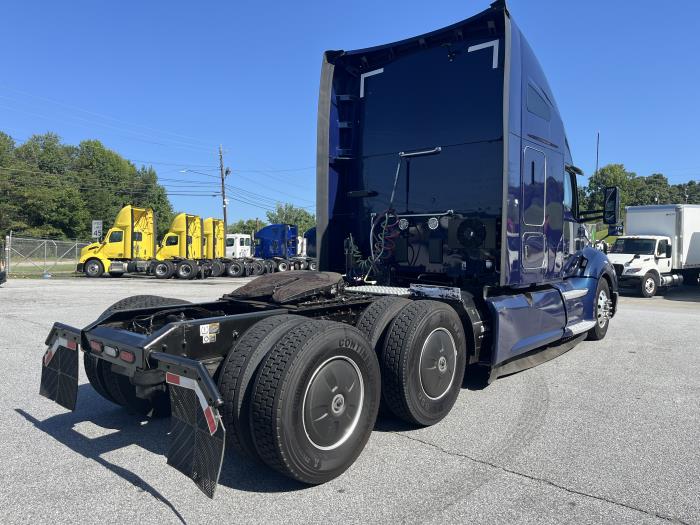 2022 Kenworth T680-4