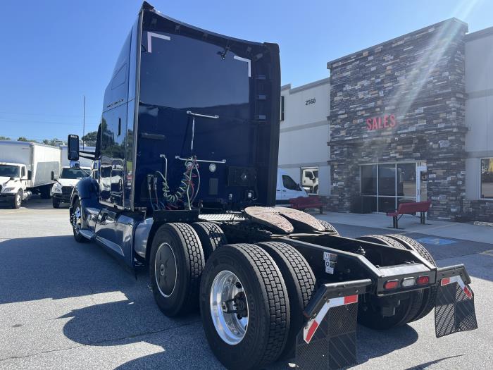 2022 Kenworth T680-6