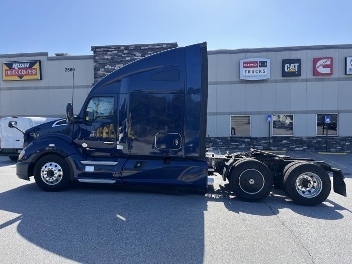 2022 Kenworth T680-7