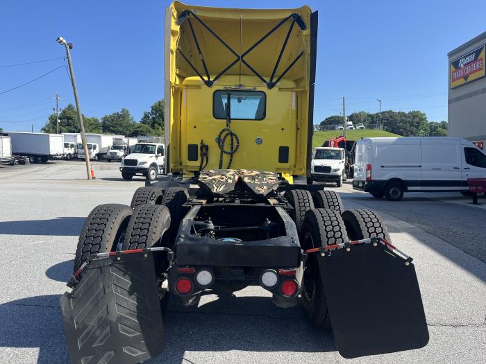 2023 Peterbilt 579-5