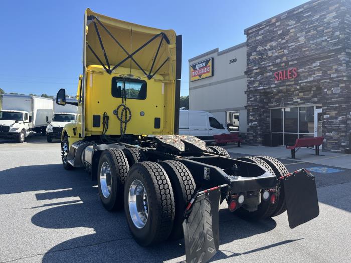 2023 Peterbilt 579-6