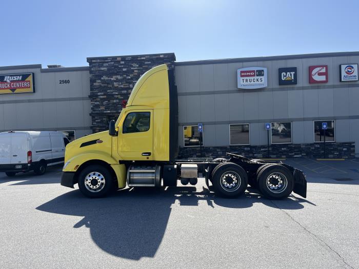 2023 Peterbilt 579-7