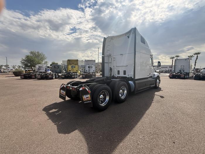 2022 Peterbilt 579-3
