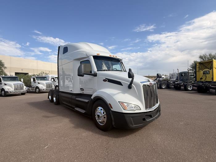 2022 Peterbilt 579-6