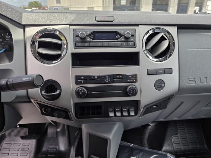 2027 Ford F-750-14