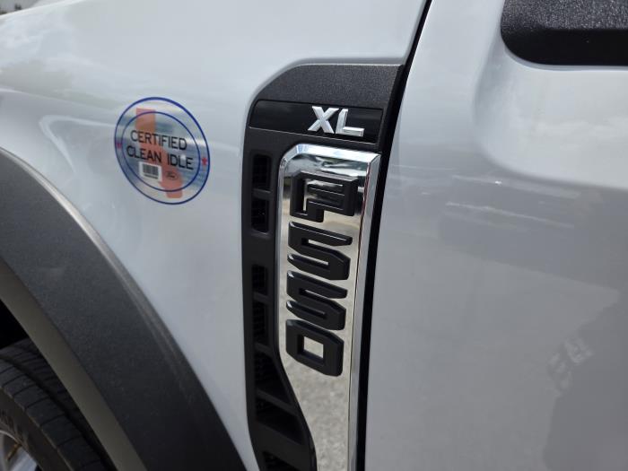 2026 Ford F-550-9