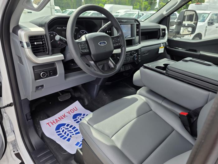 2026 Ford F-550-12