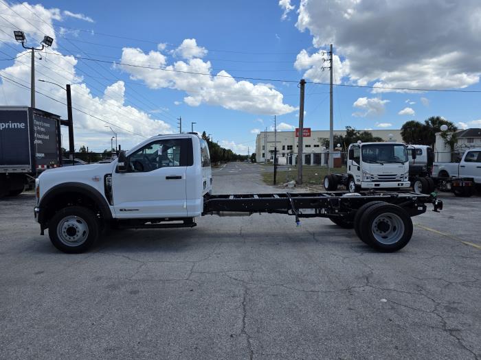 2026 Ford F-550-8