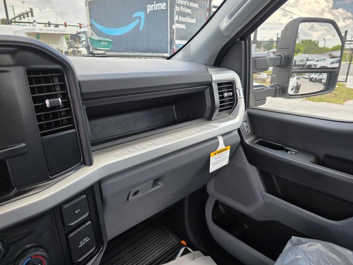 2026 Ford F-550-19