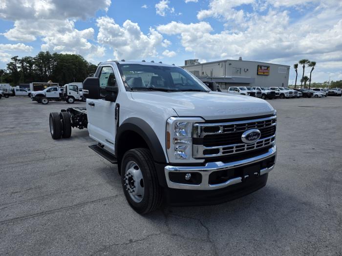 2026 Ford F-550-3