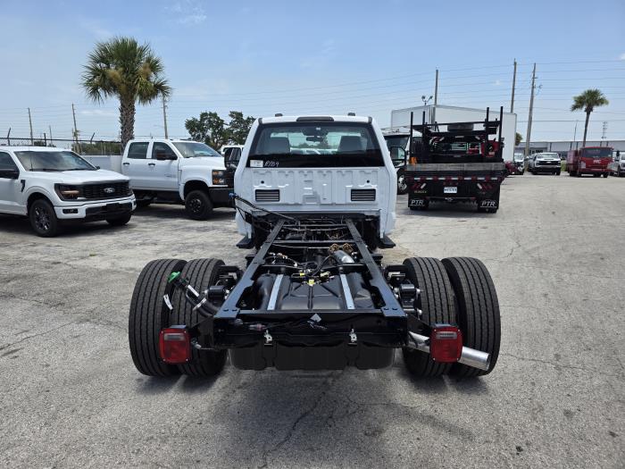 2026 Ford F-600-6