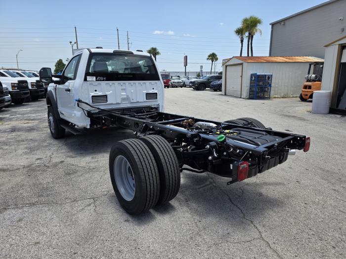 2026 Ford F-600-7