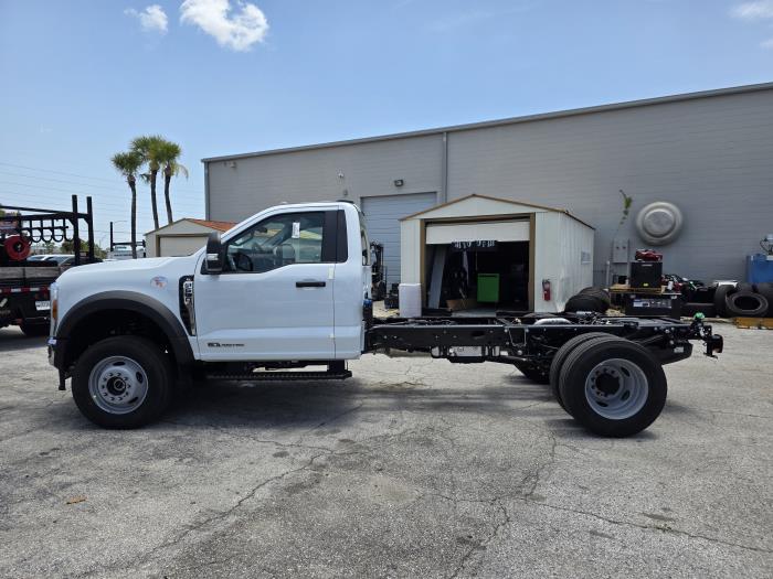 2026 Ford F-600-8