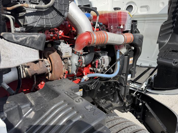 2022 Peterbilt 579-52