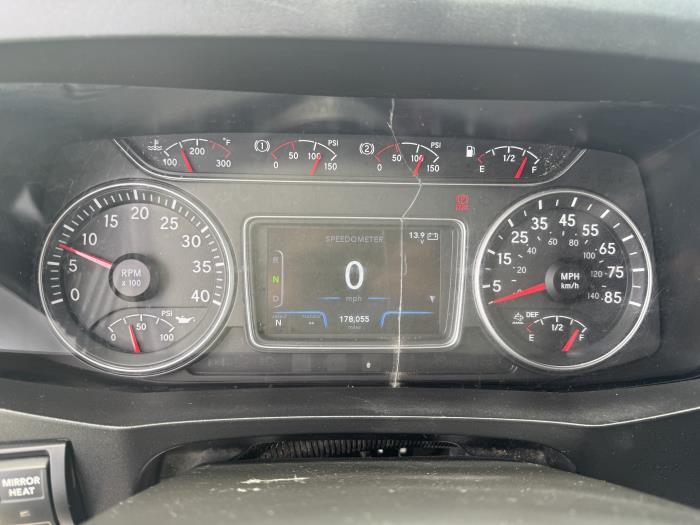 2019 International MV607-27