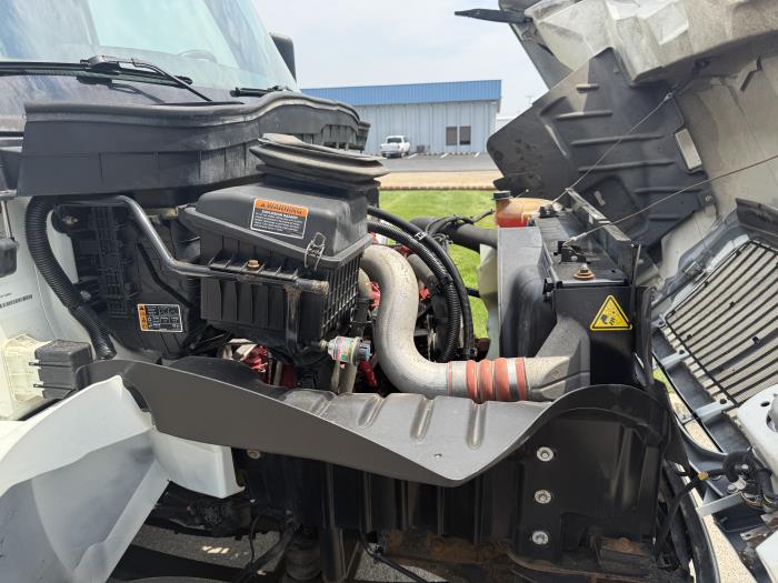 2022 International MV607-25