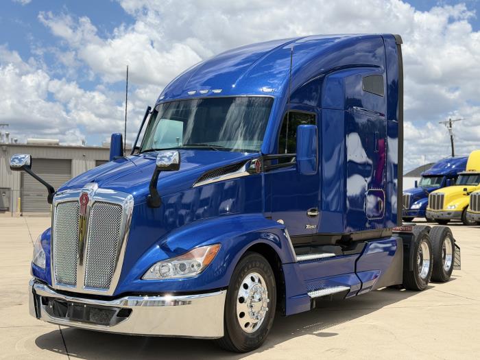 2023 Kenworth T680-0