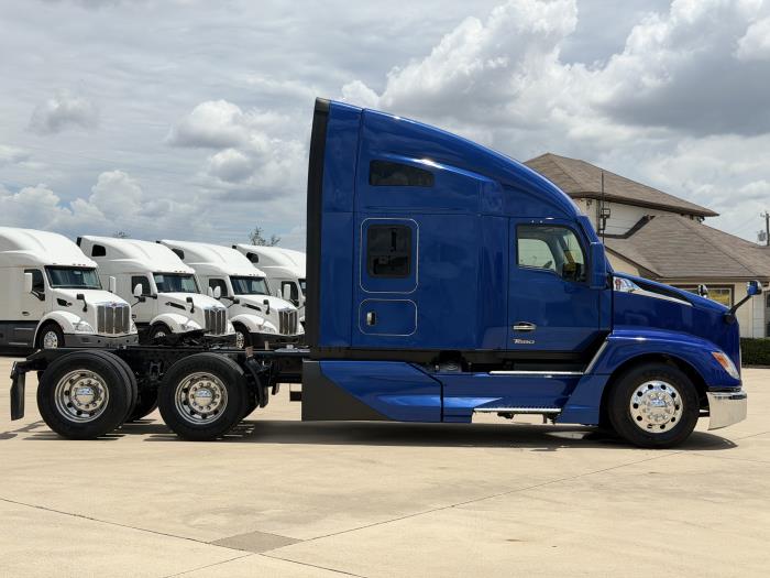 2023 Kenworth T680-3