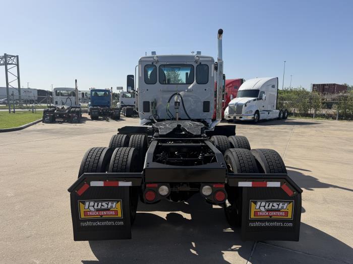 2021 Peterbilt 567-3