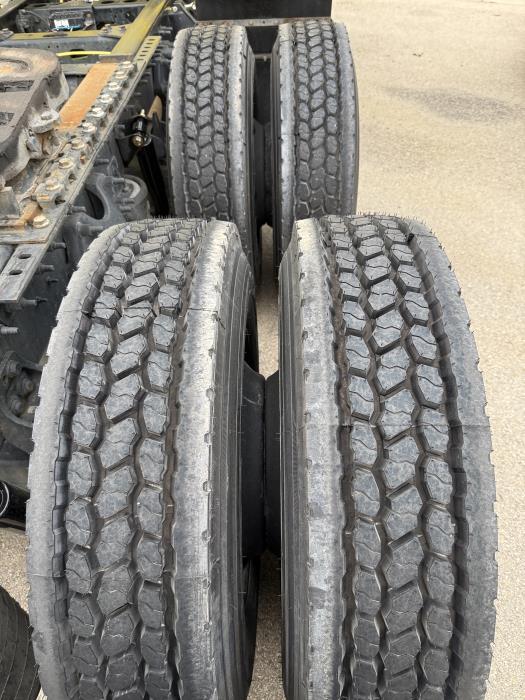 2023 International LT625-18