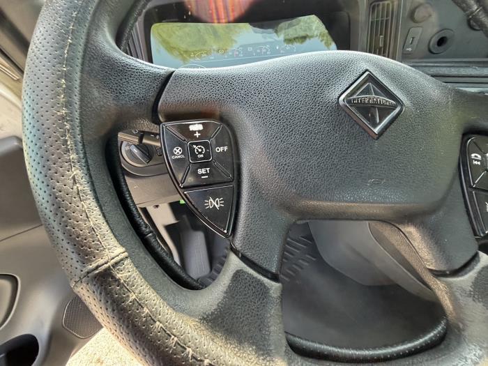 2021 International LT625-13