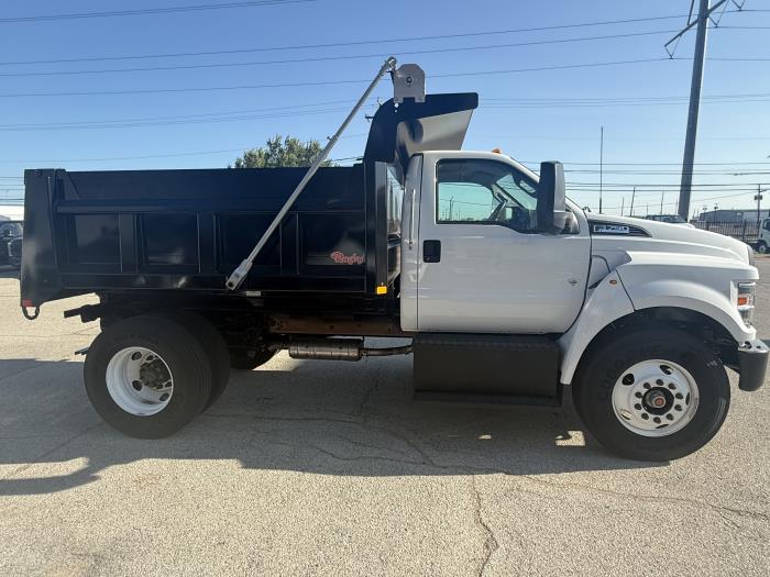2026 Ford F-750-6