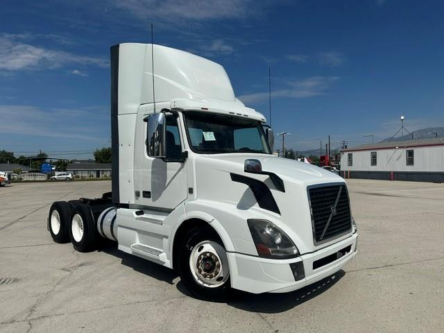 2016 Volvo VNL300-6