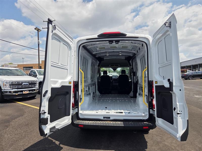 New 2026 Ford Transit 250 - photo 2