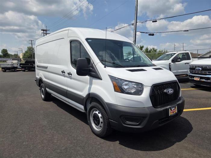 2026 Ford Transit-250-3