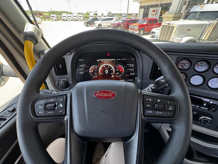 2027 Peterbilt 567-17